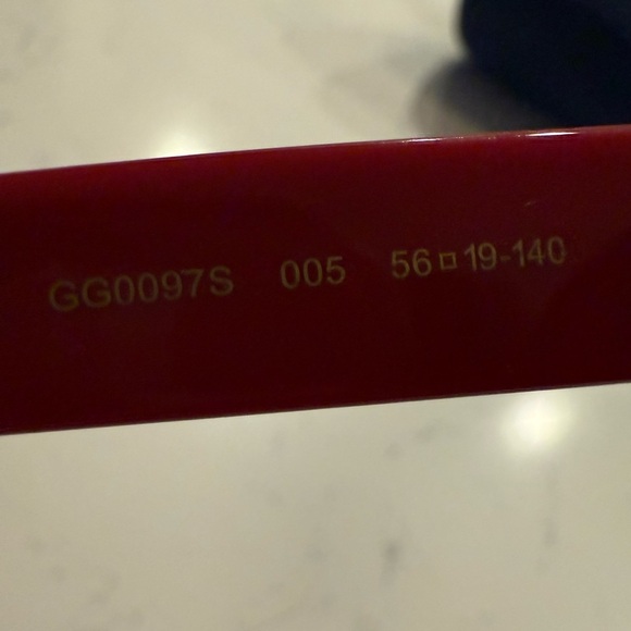 GUCCI 56MM OVERSIZED SUNGLASSES - Picture 7 of 12